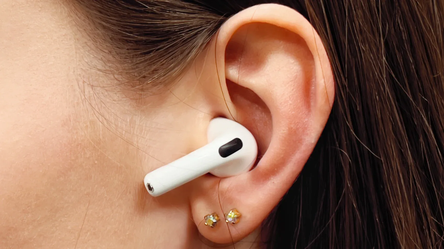 Обзор наушников AirPods 4: Что выбрать — базовую версию или AirPods 4 с ANC?