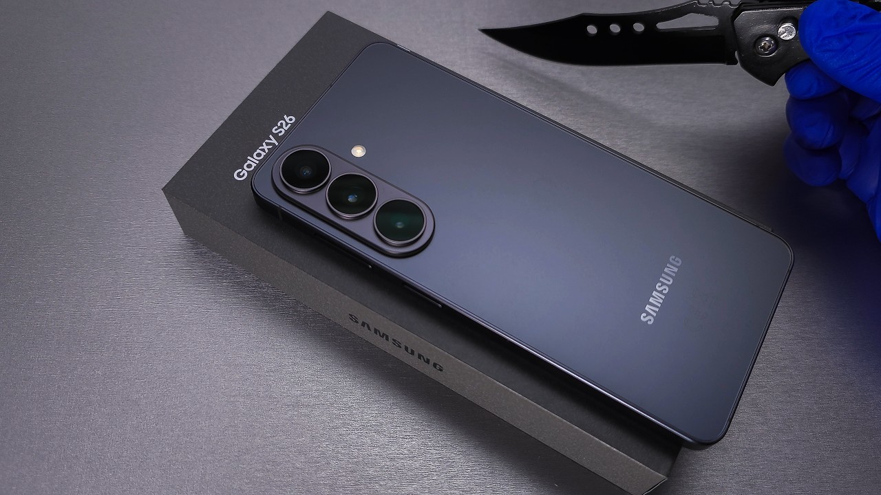 Обзор Samsung Galaxy S26: Характеристики базового флагмона, сравнение с Galaxy S25